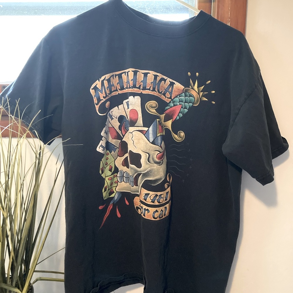 Metallica shirt